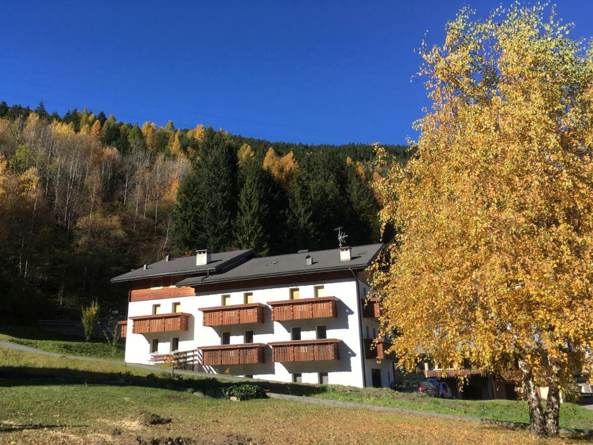Chalet Del Bosco Valdisotto Kültér fotó
