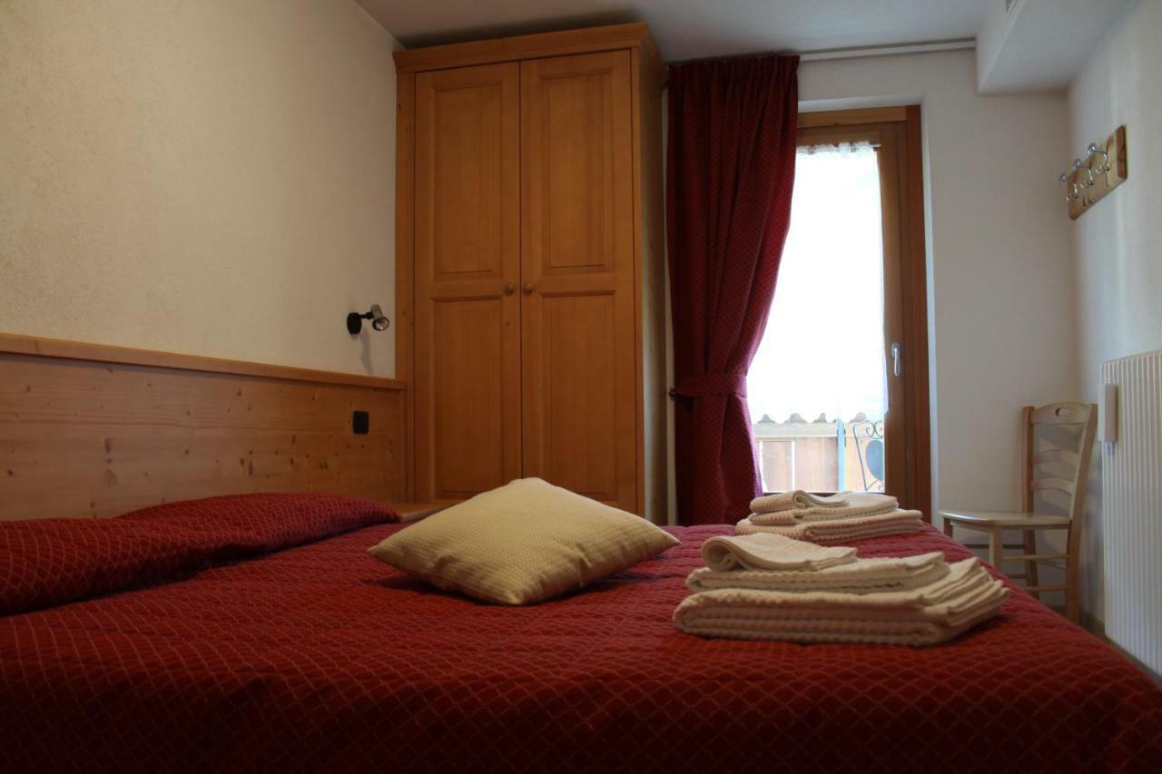 Chalet Del Bosco Valdisotto Kültér fotó